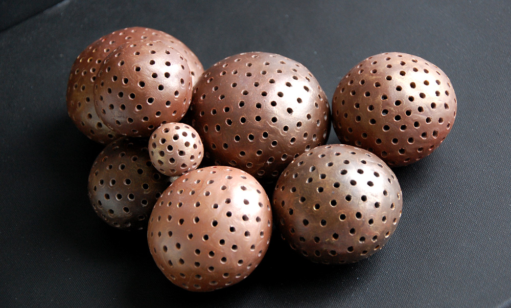 Freeform Sphere Art Installation in Bronze and Chocolate Metallic Tones for Luxury Coffee Table - Image 8